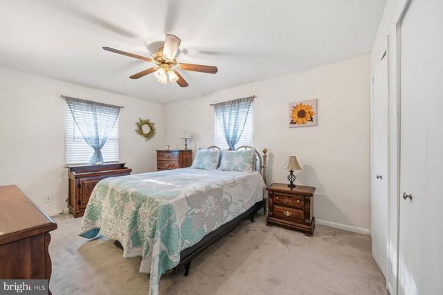 5823 DALE DR, Eldersburg, MD 21784