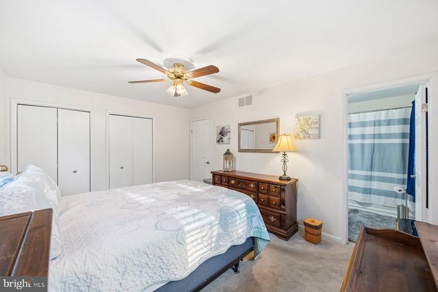 5823 DALE DR, Eldersburg, MD 21784