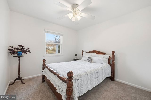 5823 DALE DR, Eldersburg, MD 21784