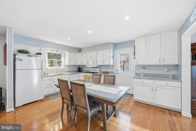 5823 DALE DR, Eldersburg, MD 21784