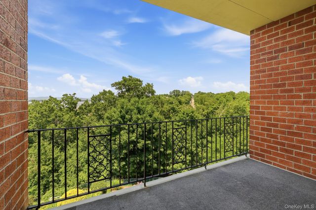 16 Rockledge Avenue 5P-2, Ossining, NY 10562