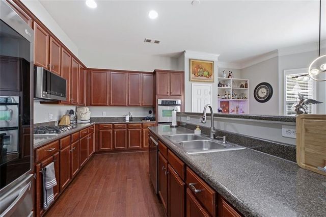 5924 Sharp Drive SE, Mableton, GA 30126