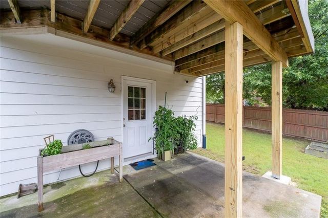 5924 Sharp Drive SE, Mableton, GA 30126