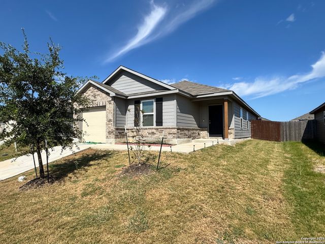 7618 CAPSTONE RDG, San Antonio, TX 78244