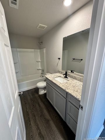 7618 CAPSTONE RDG, San Antonio, TX 78244