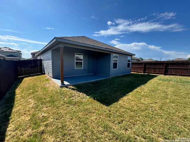 7618 CAPSTONE RDG, San Antonio, TX 78244