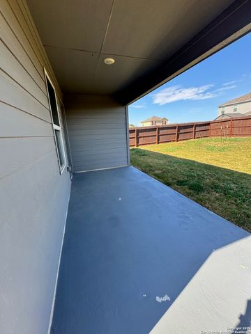 7618 CAPSTONE RDG, San Antonio, TX 78244