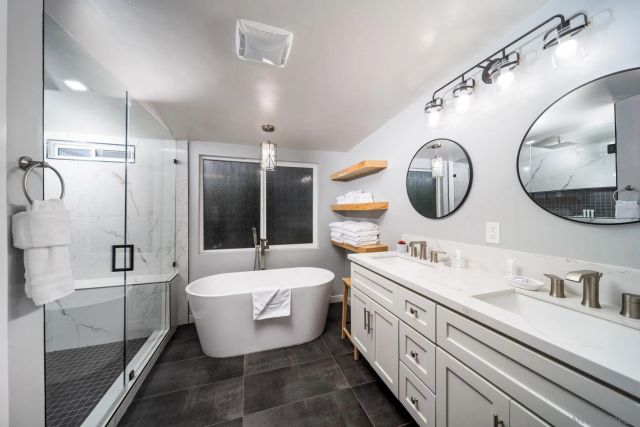 7375 Eads Ave. A, La Jolla, CA 92037
