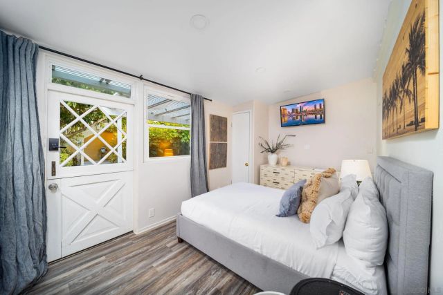 7375 Eads Ave. A, La Jolla, CA 92037