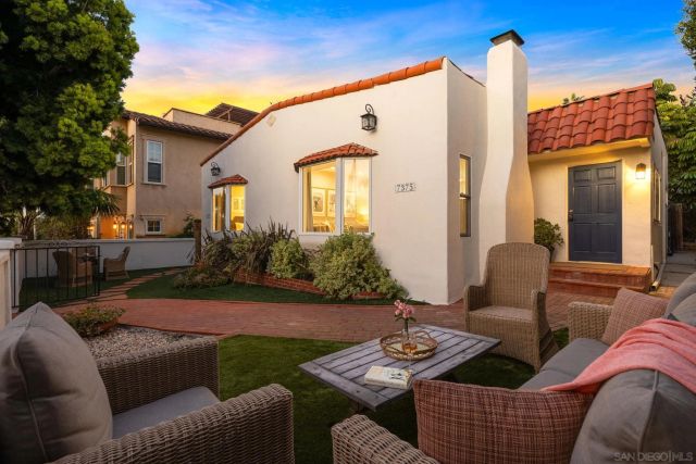 7375 Eads Ave. A, La Jolla, CA 92037