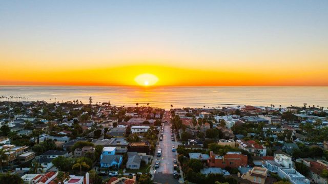 7375 Eads Ave. A, La Jolla, CA 92037