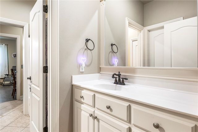 4468 W Lofty Wood Drive, Fayetteville, AR 72704