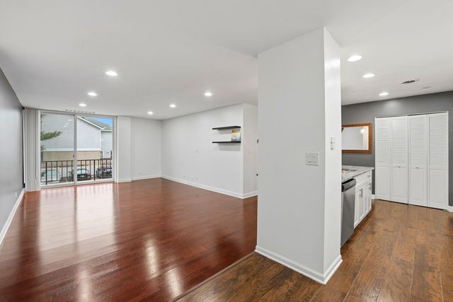 190 S Wood Dale Road 200, Wood Dale, IL 60191