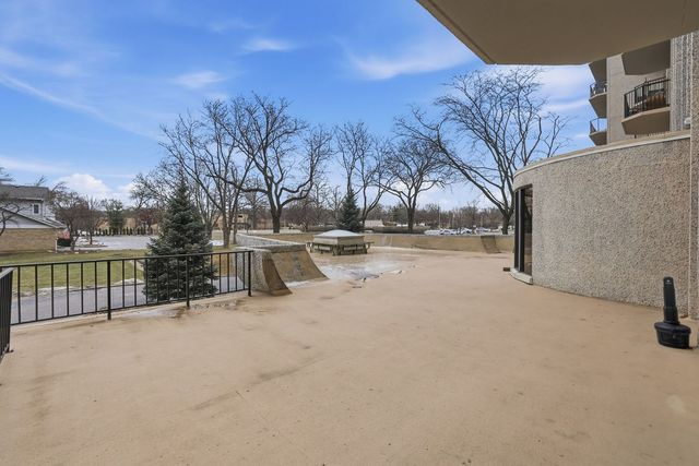 190 S Wood Dale Road 200, Wood Dale, IL 60191