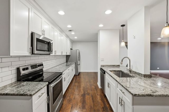 190 S Wood Dale Road 200, Wood Dale, IL 60191