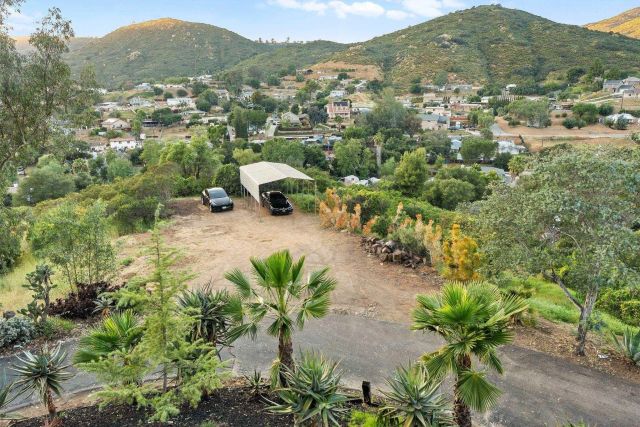 634 Silverbrook Dr, El Cajon, CA 92019