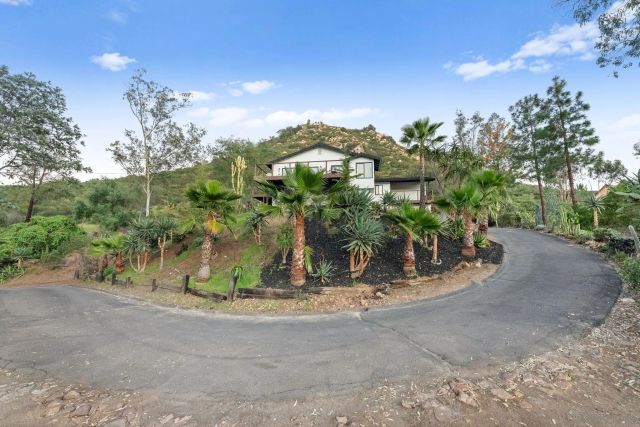 634 Silverbrook Dr, El Cajon, CA 92019