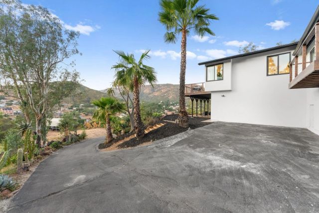 634 Silverbrook Dr, El Cajon, CA 92019