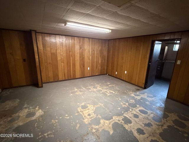 1905 Finderne Street, Oakhurst, NJ 07755