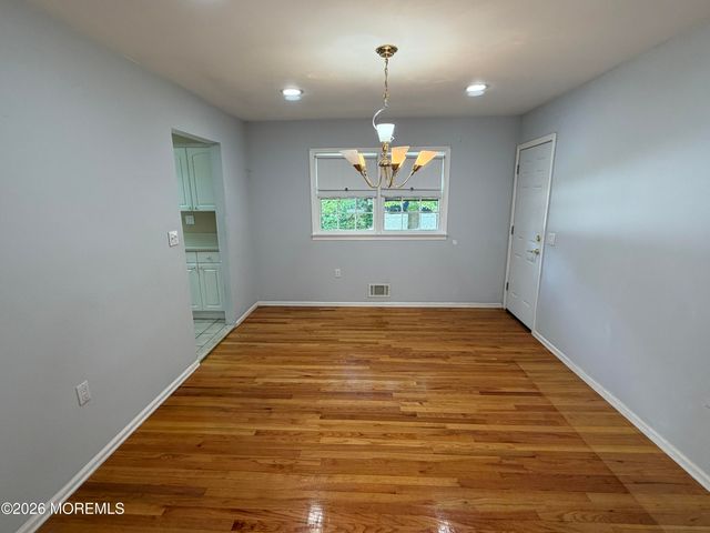 1905 Finderne Street, Oakhurst, NJ 07755