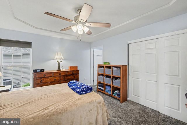 121 N YEINGST DR, Elverson, PA 19520