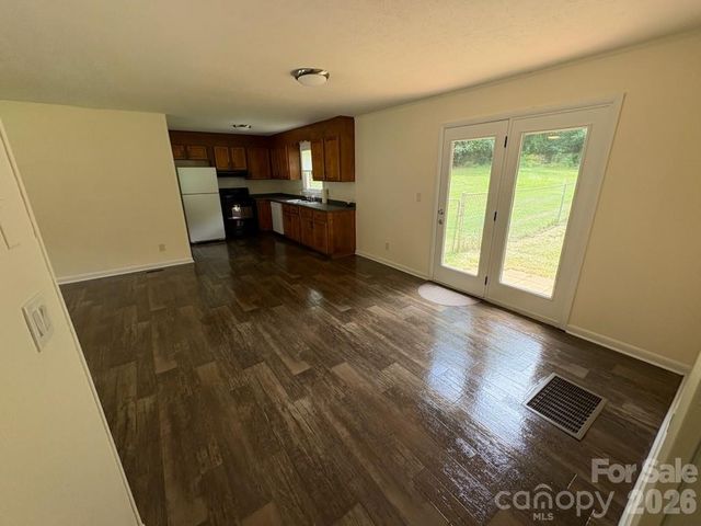 5406 CANTERBURY Road, Patterson Springs, NC 28152