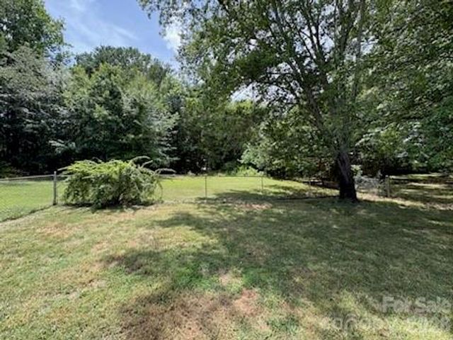 5406 CANTERBURY Road, Patterson Springs, NC 28152