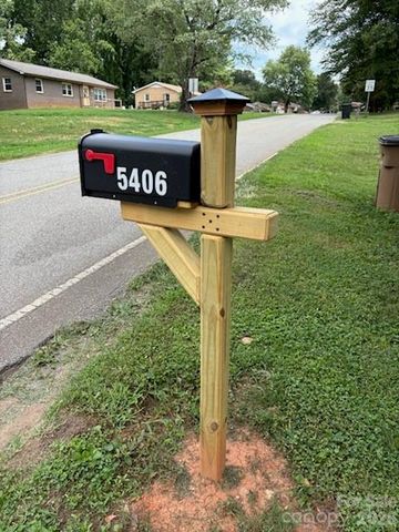 5406 CANTERBURY Road, Patterson Springs, NC 28152