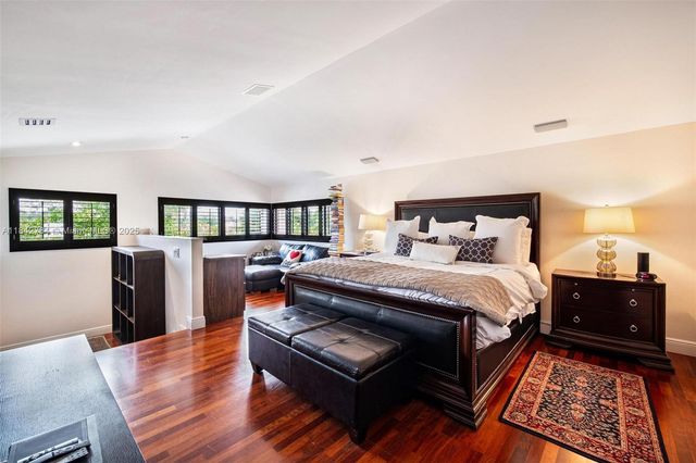 2000 S Bayshore Dr 69, Miami, FL 33133