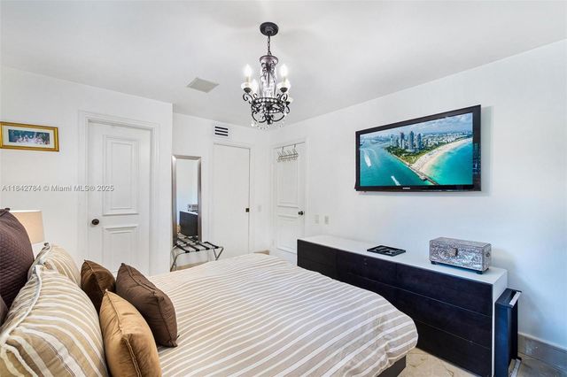 2000 S Bayshore Dr 69, Miami, FL 33133