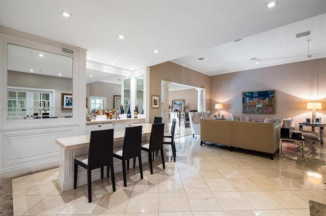 2000 S Bayshore Dr 69, Miami, FL 33133