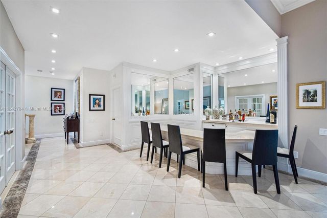 2000 S Bayshore Dr 69, Miami, FL 33133