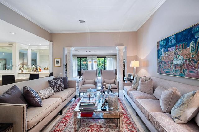 2000 S Bayshore Dr 69, Miami, FL 33133