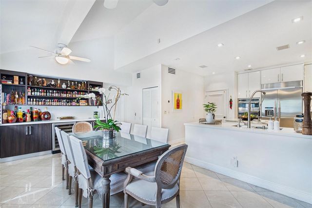 2000 S Bayshore Dr 69, Miami, FL 33133