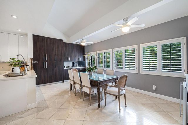 2000 S Bayshore Dr 69, Miami, FL 33133