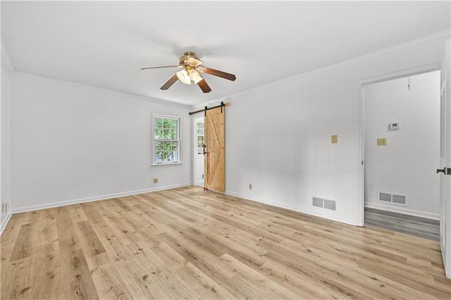 225 Hauteur Garden, Lilburn, GA 30047