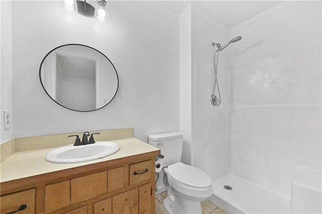 225 Hauteur Garden, Lilburn, GA 30047