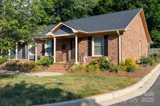 222 Pointe Circle, Rock Hill, SC 29732
