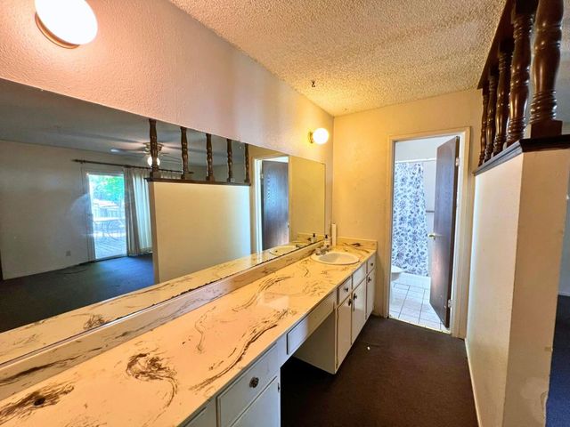 3025 3025 Monticello Dr, Stockton, CA 95209