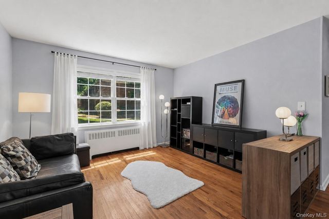 2 Fieldstone Drive 19, Hartsdale, NY 10530
