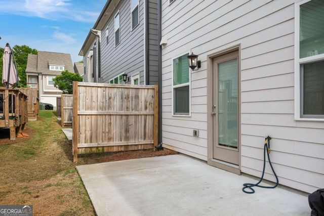 354 Hayden Circle, Woodstock, GA 30189