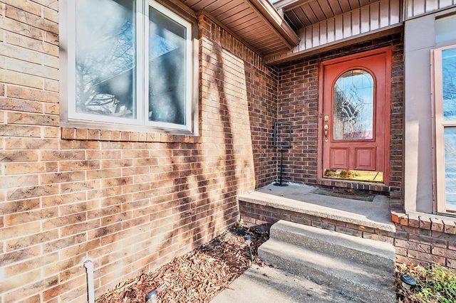 21 Beaver Creek Rd, Goddard, KS 67052