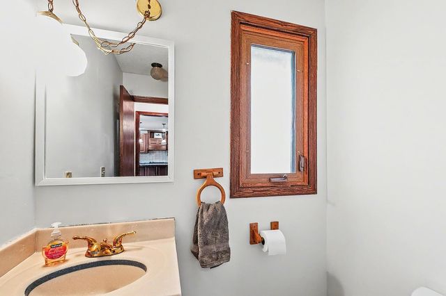 21 Beaver Creek Rd, Goddard, KS 67052