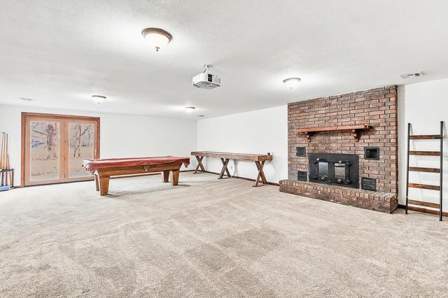 21 Beaver Creek Rd, Goddard, KS 67052