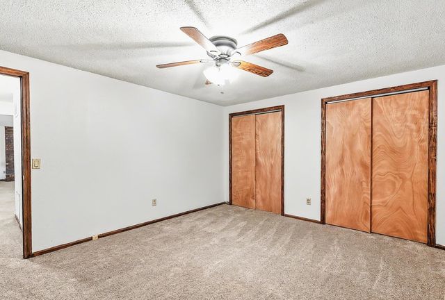 21 Beaver Creek Rd, Goddard, KS 67052