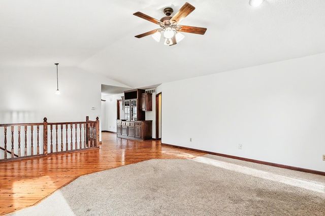 21 Beaver Creek Rd, Goddard, KS 67052