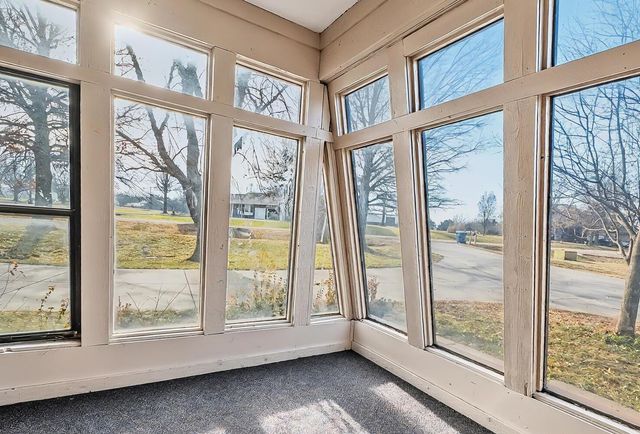 21 Beaver Creek Rd, Goddard, KS 67052