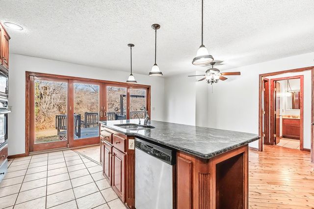 21 Beaver Creek Rd, Goddard, KS 67052