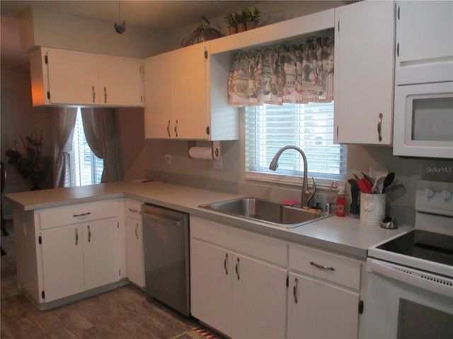 763 MCDANIEL STREET, Sun City Center, FL 33573