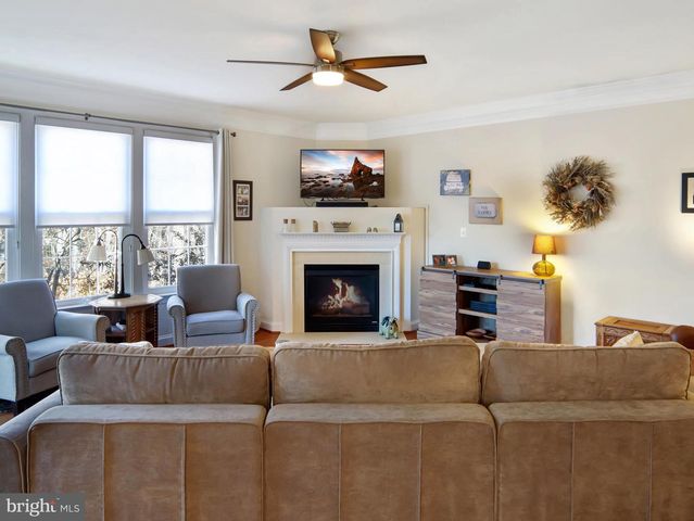 43564 MERCHANT MILL TER, Leesburg, VA 20176